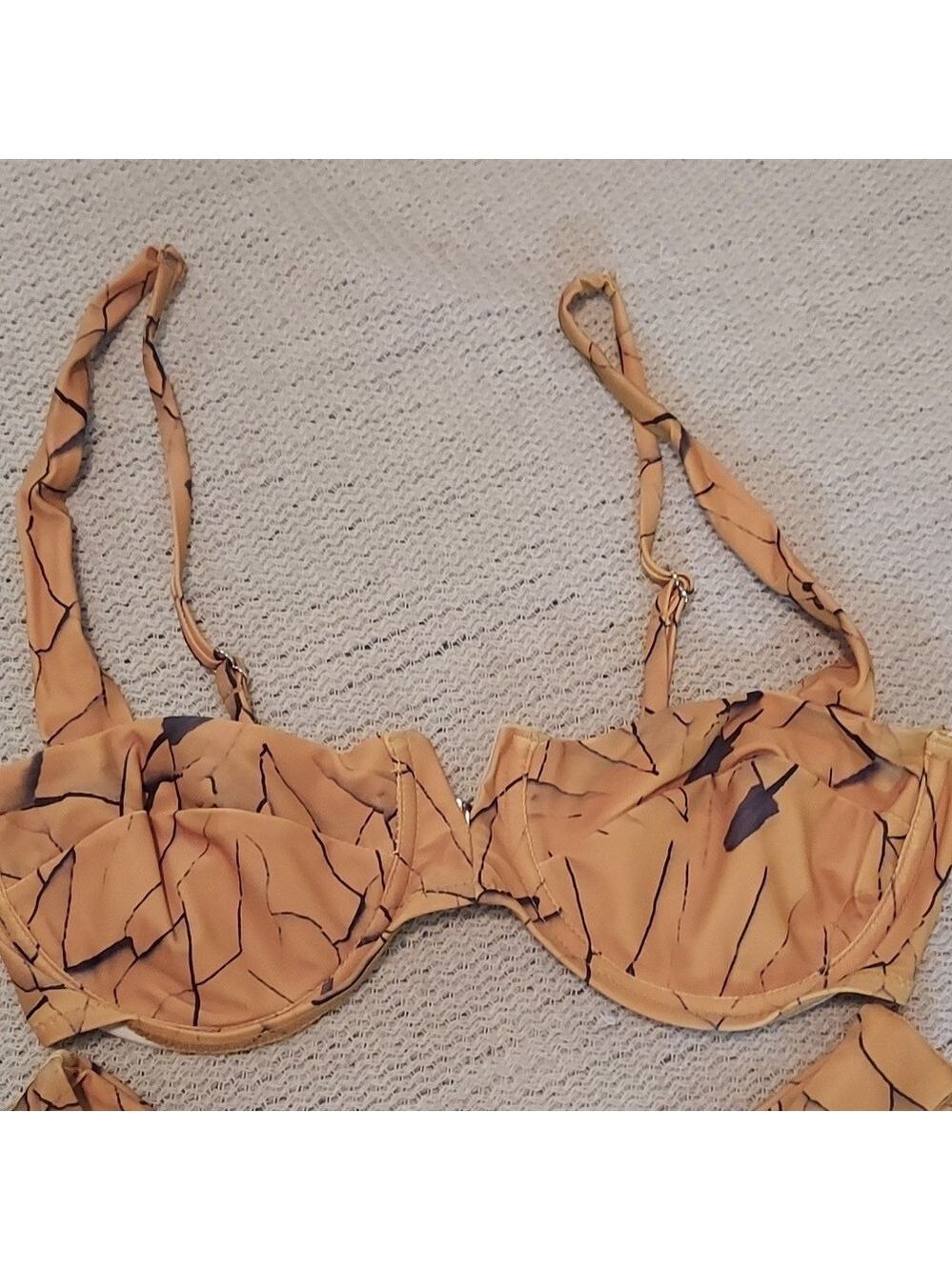 Matte Collection Bali Bikini - Picture 4 of 16